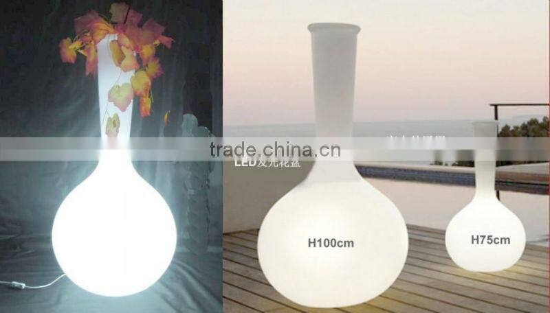 Indoor and outdoor plastic LED glowing decorative flower vase light