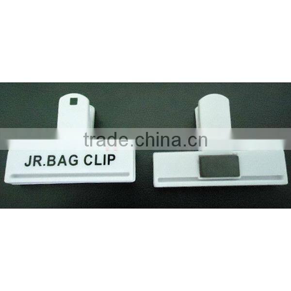 MC-3280 Small 6 CM Promotional Plastic magnetic clip