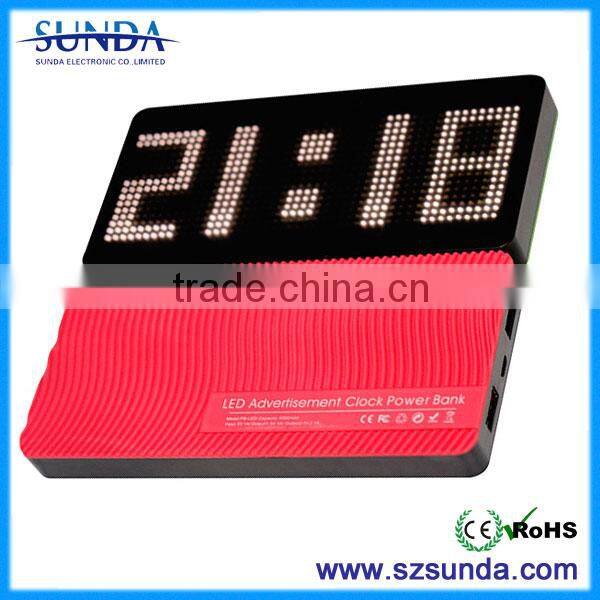 New design white and black color portable 3 usb car charger