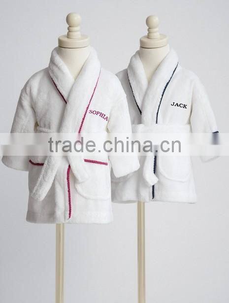 Jinhua wholesale hooded cheap coral fleece cute baby bathrobes