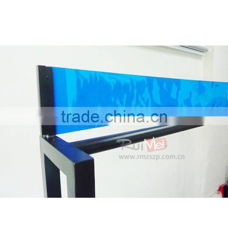 Floor-standing customized movable metal carpet display rack