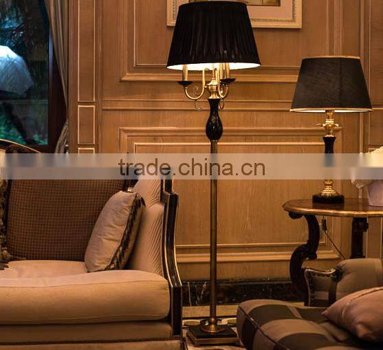 Concise design black color marble body table lamp