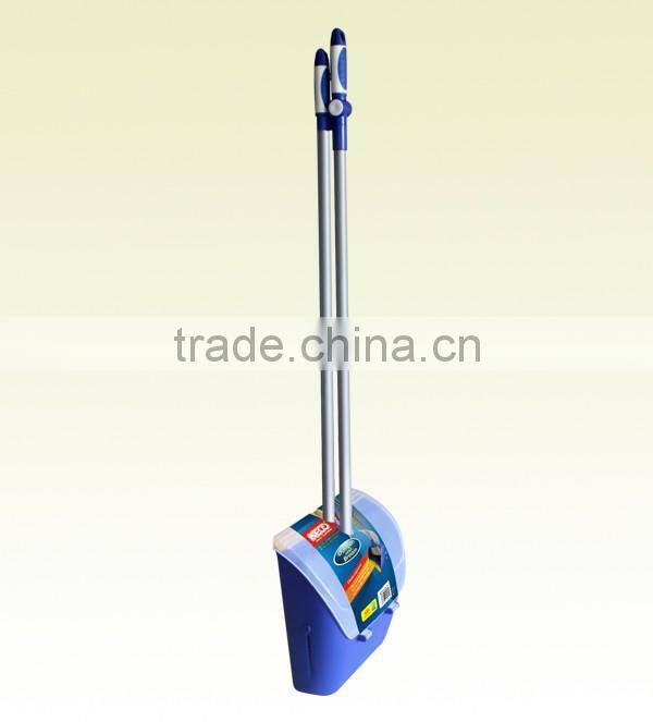 Design broom and dustpan kit