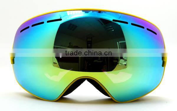 TPU frame and smoke REVO red lens snowboarding goggles
