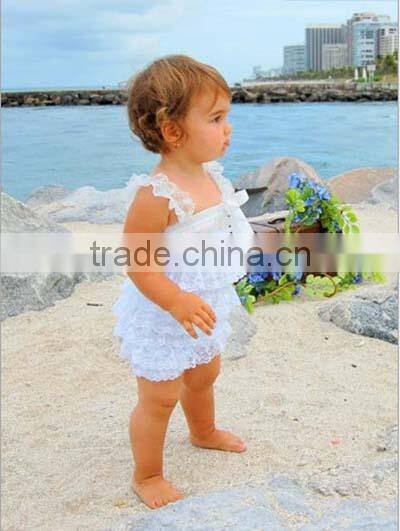 2016 new baby summer seersucker onesie cute cotton seersucker casual infant ruffles rompers soft baby girl cotton romper