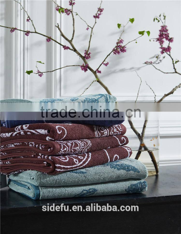 Custom Textured Warm 100 Cotton Noble Yarn Dyed Bath Towel