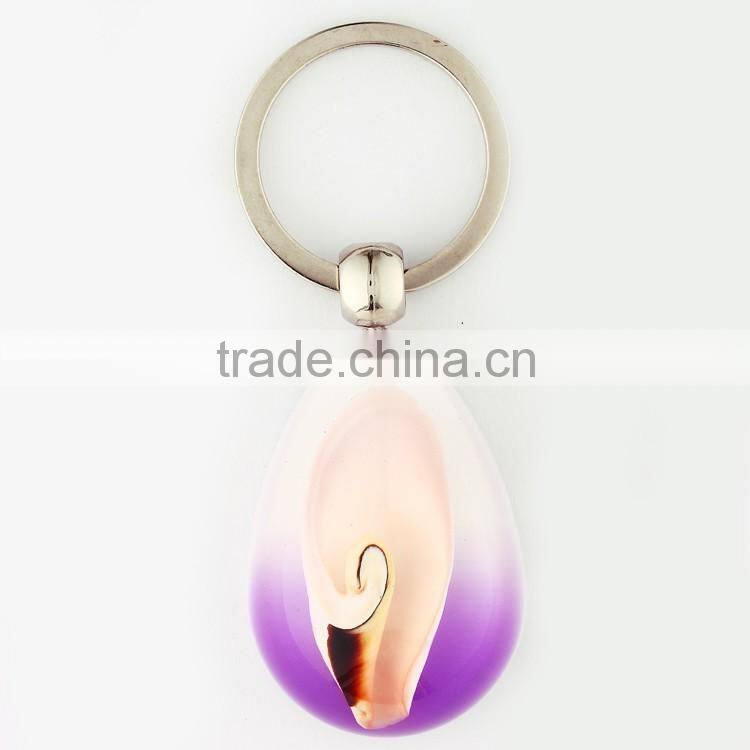 2016 Hot selling keychain with real sealife peacock shell