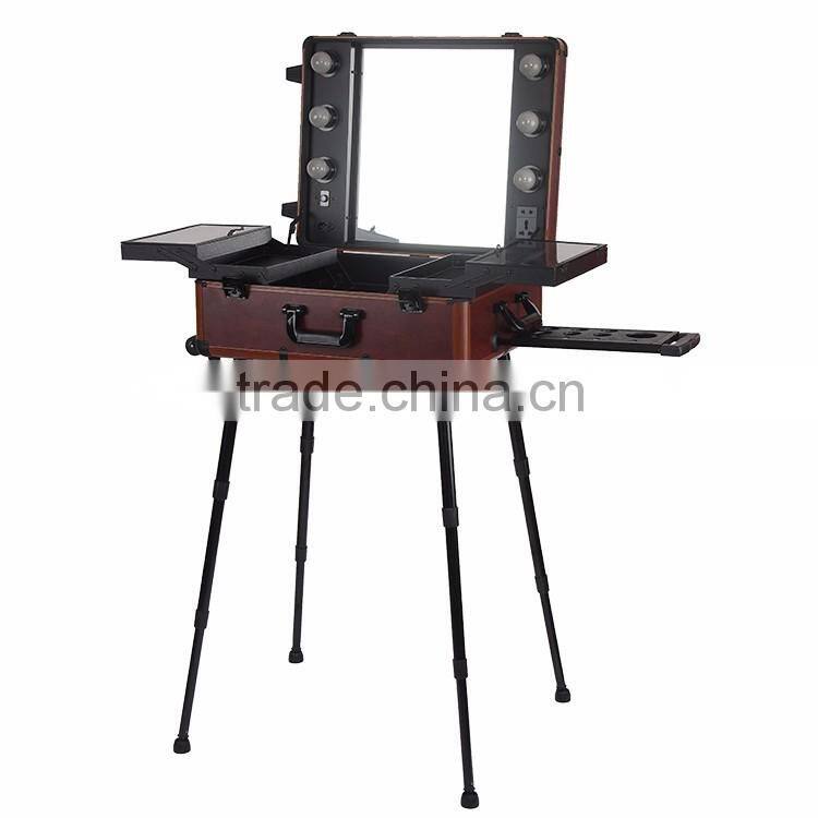 Aluminum rolling makeup case with lights with custom color and logo