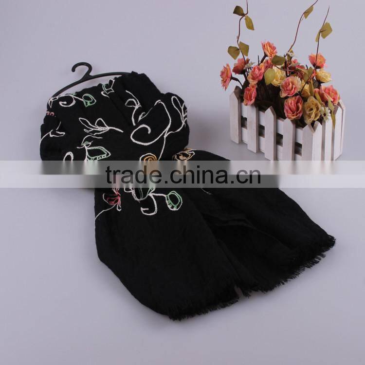 Wholesale Women Fashion Flower Embroidery Design Tassel Cotton Winter Scarf