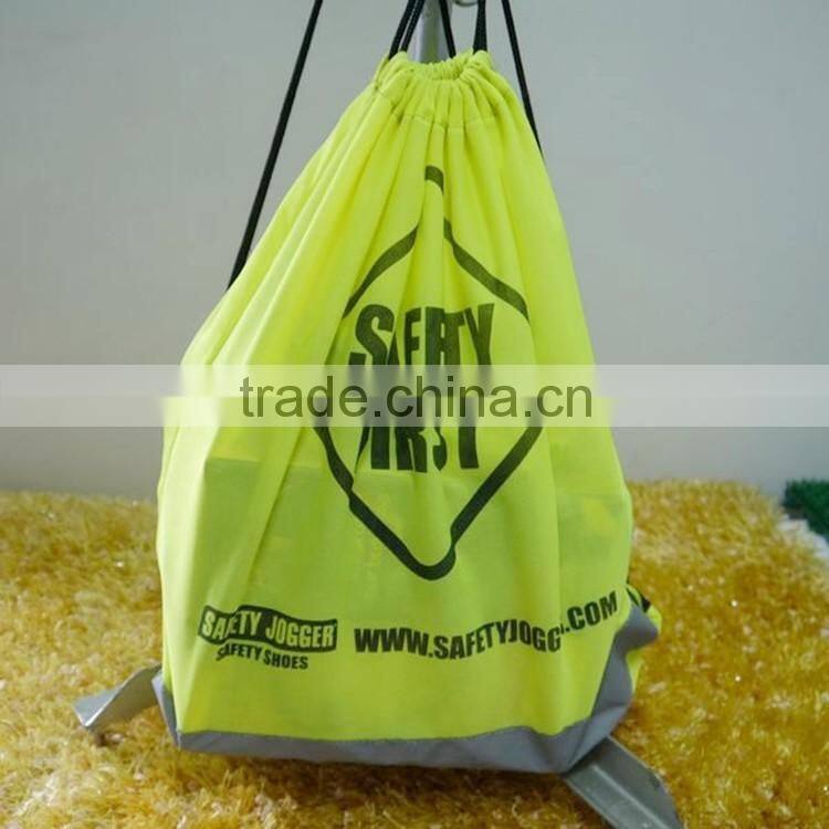 2016 New design hot sale drawstring gift wrapping plastic bags tote cotton calico drawstring bags for shopping