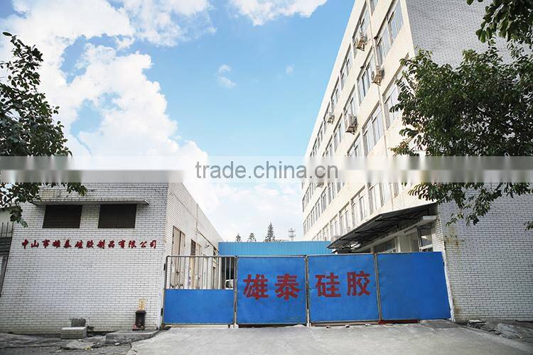 Custom factory made cheap free samples silicone wristband