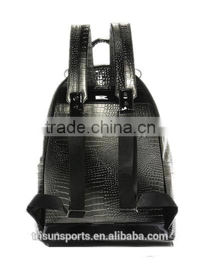 2016 good quality fashion waterproof travel backpacks and customized logo are welcome