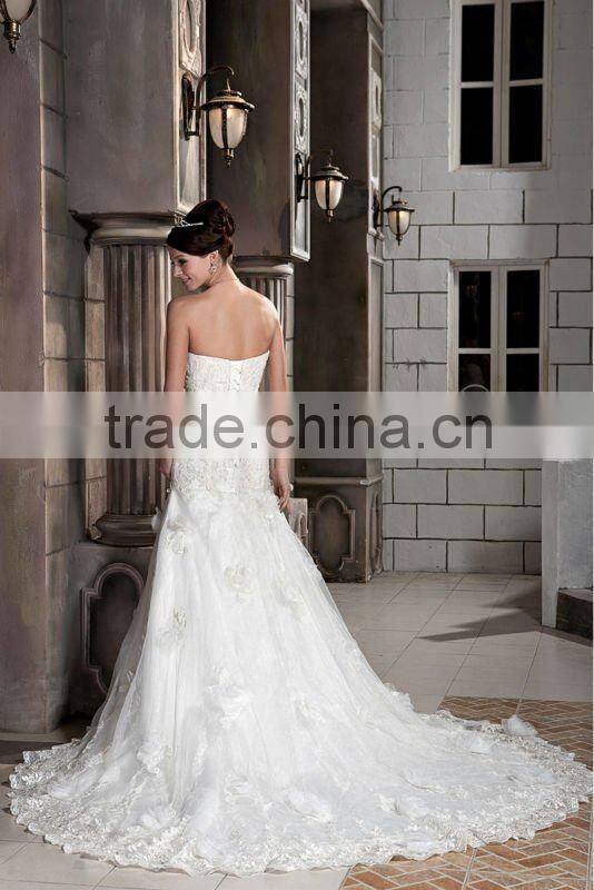 Latest Soft Lace Strapless A-line Full Beaded Hand-made Flower Wedding Dress xyy03-086