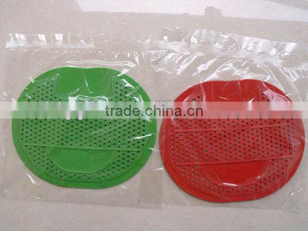 Urinal screen soccer mat lite version 2