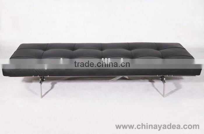Poul Kjaerholm PK80 daybed hotel room leather couch sofa