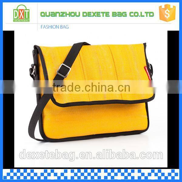 High quality promotional nylon shoulder messenger bag