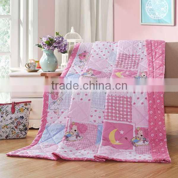 Luxury quilted silk fabric bedding set/polyesster printed quilt