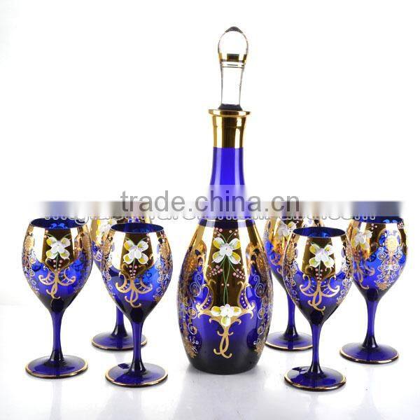 elegant beautiful green and golden wine glass set