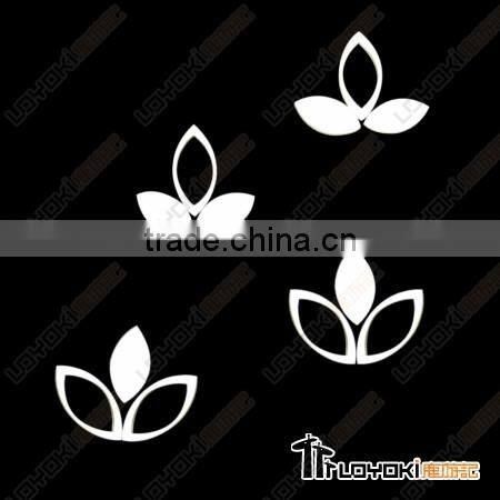 Leaf-shaped wall sticker