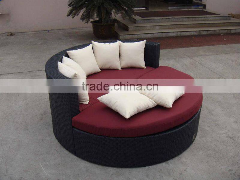 Leisure Round Sun Lounger