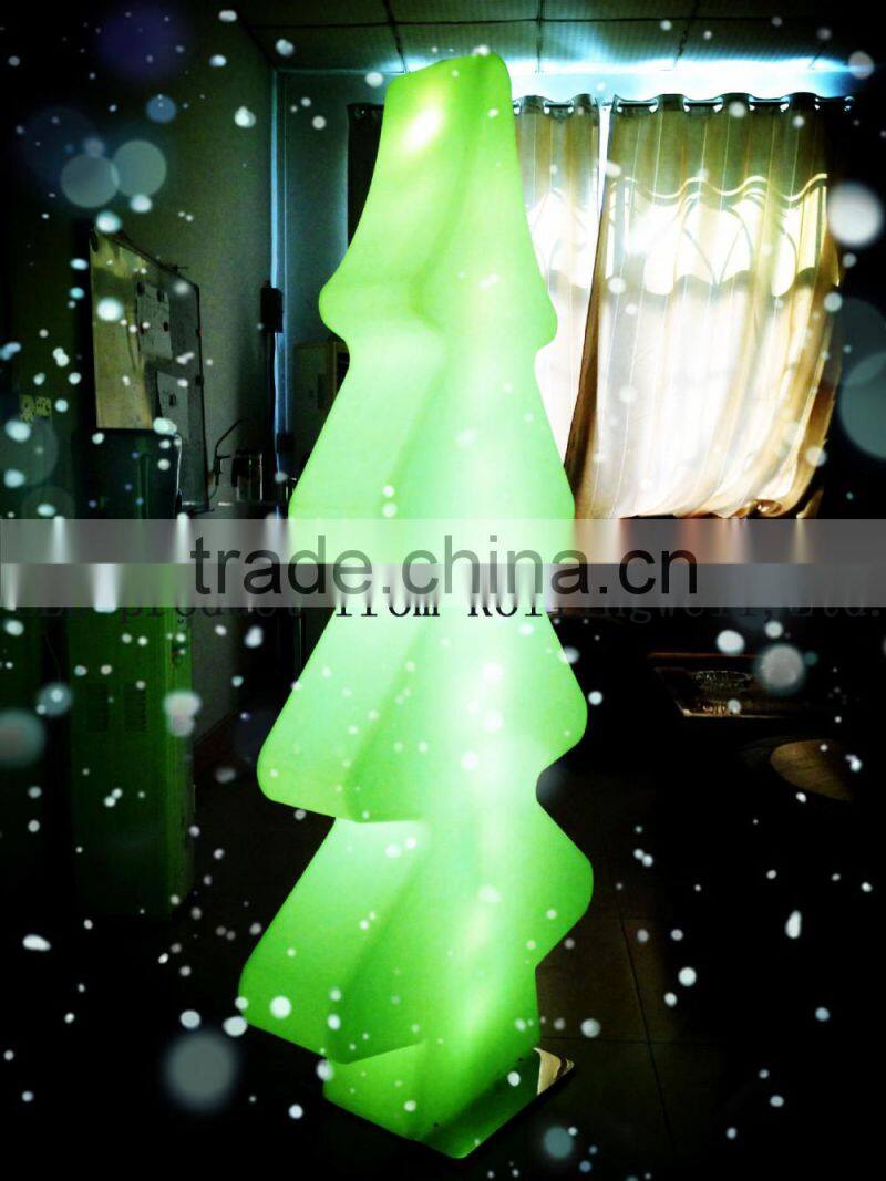 Modern fashion growing lighting RGB waterproof LED Christmas tree with romote control