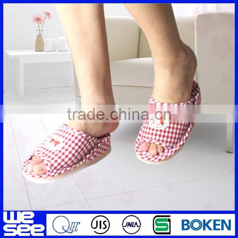 Popular household slippers for women