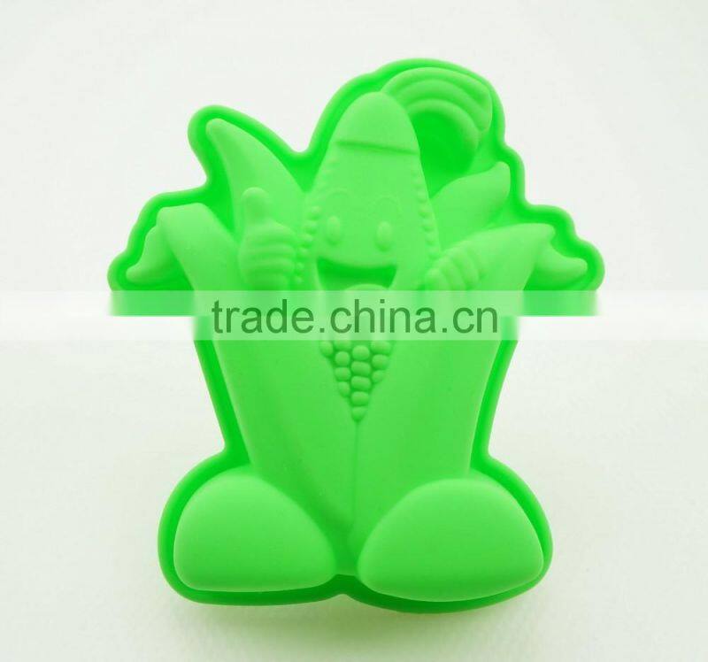 11170 Funny Baby Bee Shaped Silicone Cake Mold