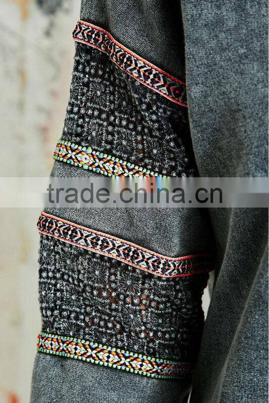 Fall clothing embroidered acid wash crewneck sweatshirt for women