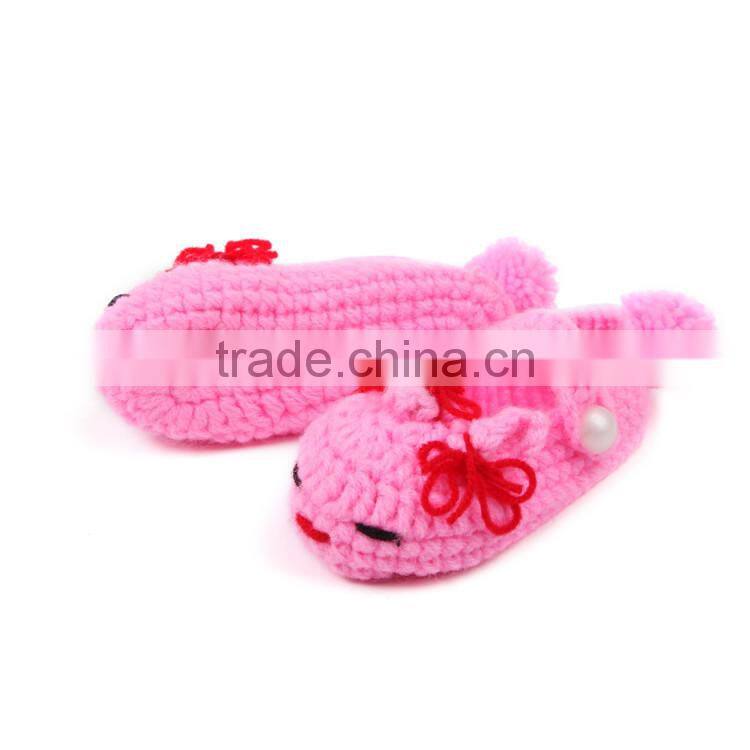 Pompon and Cute Cat Style Crochet Pattern Free Baby Shoes