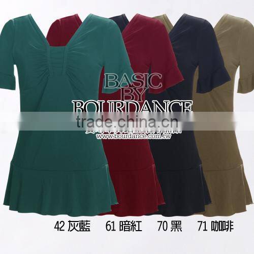 Casual women blouse with front pinches
