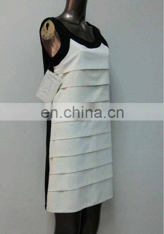 Middle-aged ladies' tiered dress