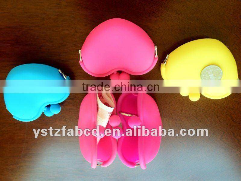 Attractive lady pocket coin purse , fancy mini silicone coin purse