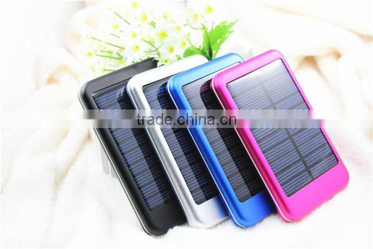 Portable universal solar charger, factory outlet price solar phone charger, green energy solar power bank