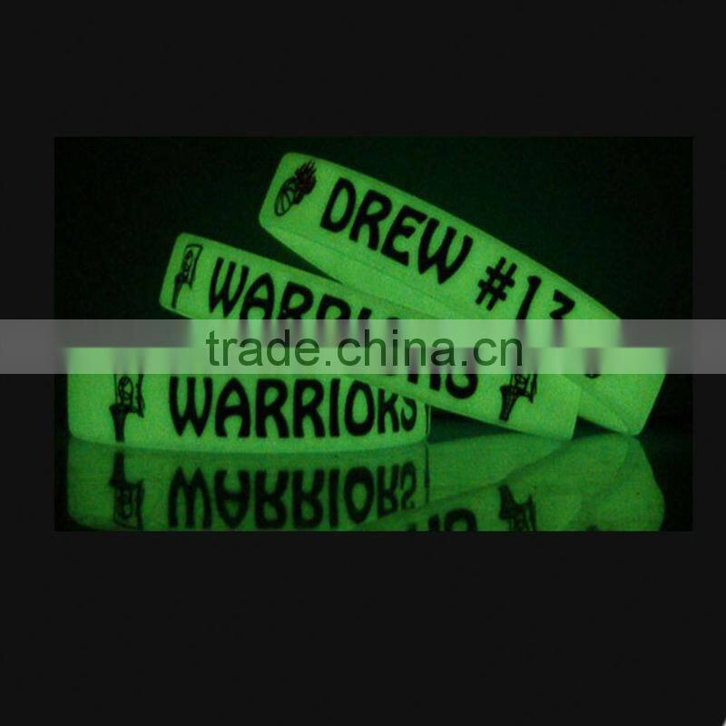 Hot fashionable grandient color cheap silicone bracelet silicone wristband