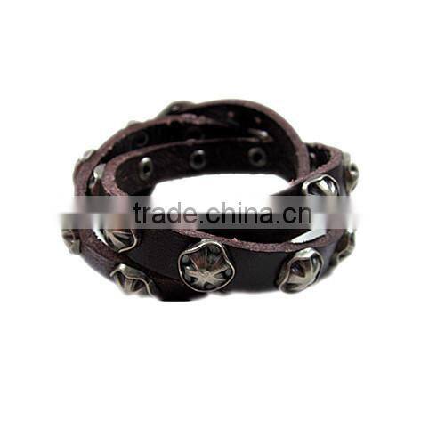 Boshiho charm magnetic leather bracelet