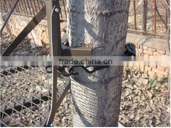 Hang on tree stand with seat