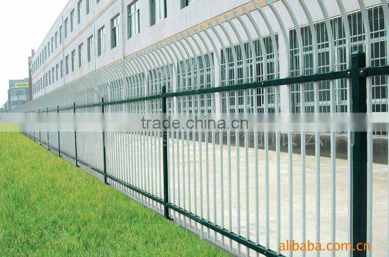 PVC coated and galvanized welded Wire Mesh Fence (HT-HLW-001)