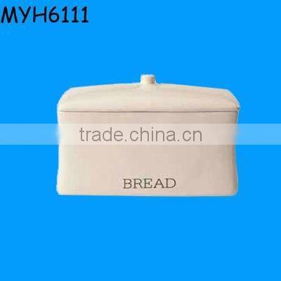 Natural Elements Ceramic Bread Bin with An Acacia Wood Lid