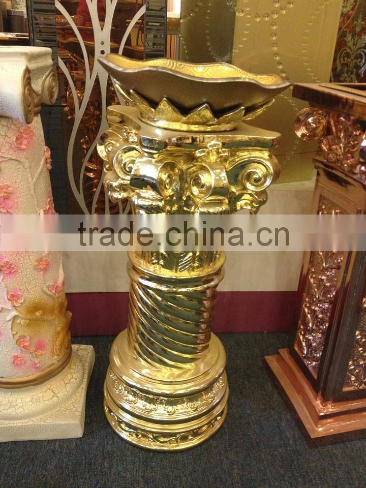 Decorative resin pillar outdoor ashtray stand