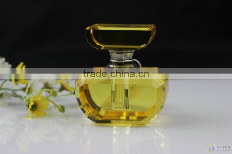 green color crystal decorative perfume bottle with golden flower