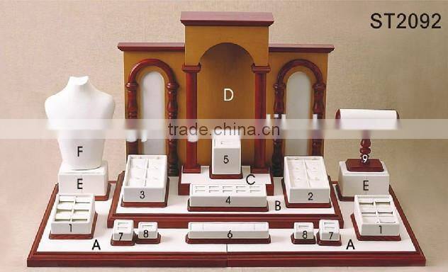 China exhibitor organizer for shop counter and store window leather jewelry display set