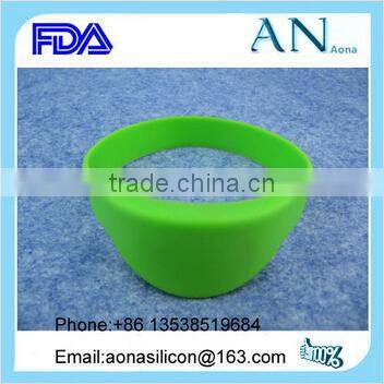 Semicircle multifunctional RFID silicon band