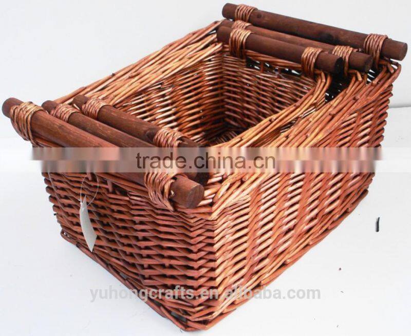 willow picnic basket for 4 person