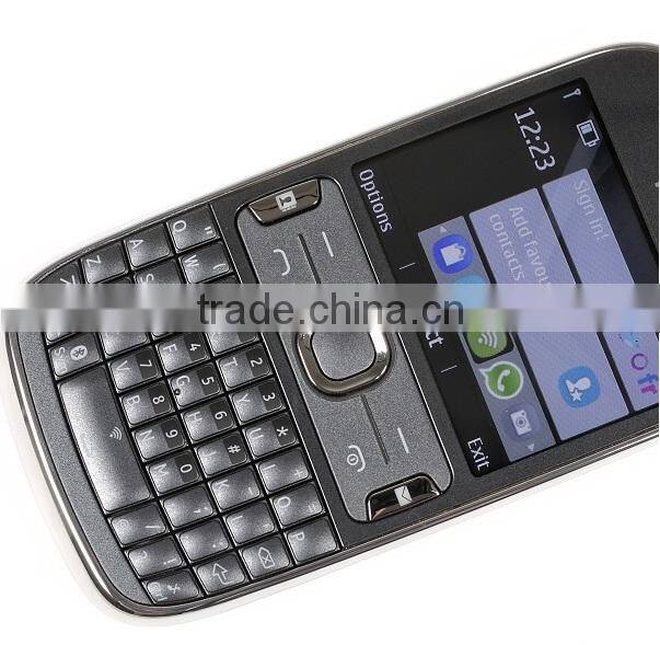 Second hand mobile phone with 3 mega pixel camera and bluetooth available
