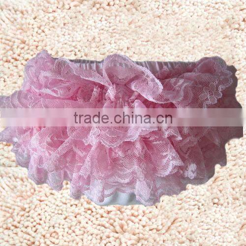 Hot sale Boutique Top Quality Baby Yellow Lace Ruffled Bloomer Infant Diaper Cover cotton diaper covers bloomer