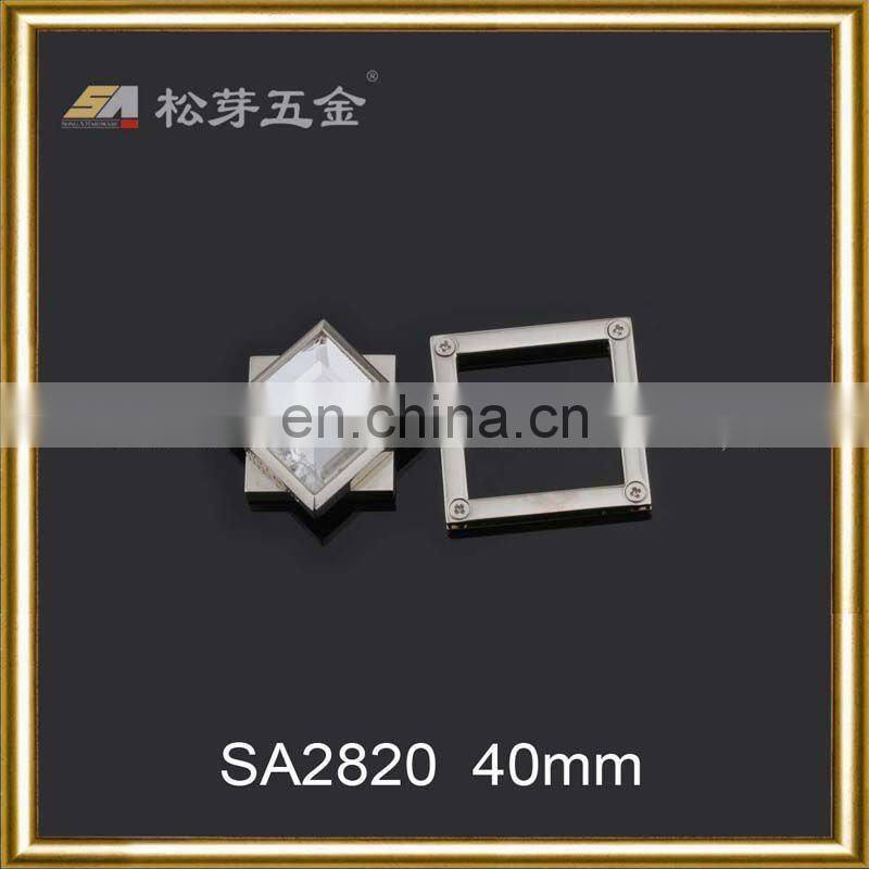 guangzhou fashion zinc alloy garment accessories