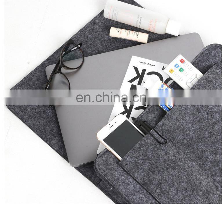 Living Room and Dormitory Felt Bedside Hanging Storage Organizer for Books Phones Tablets Accessory and TV Remote