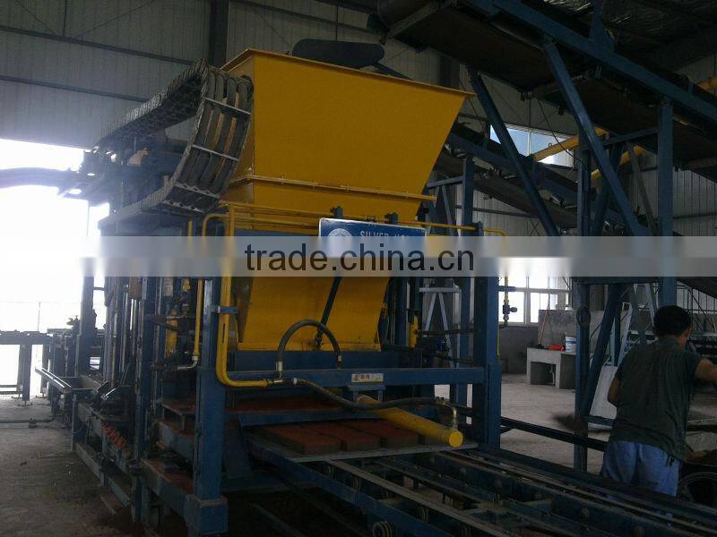 Super Cougar 2000B fully-automatic block making machine