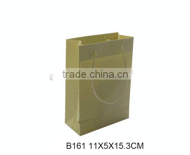 China Wholesale Special Paper Bag Gift Bag with Handle B161