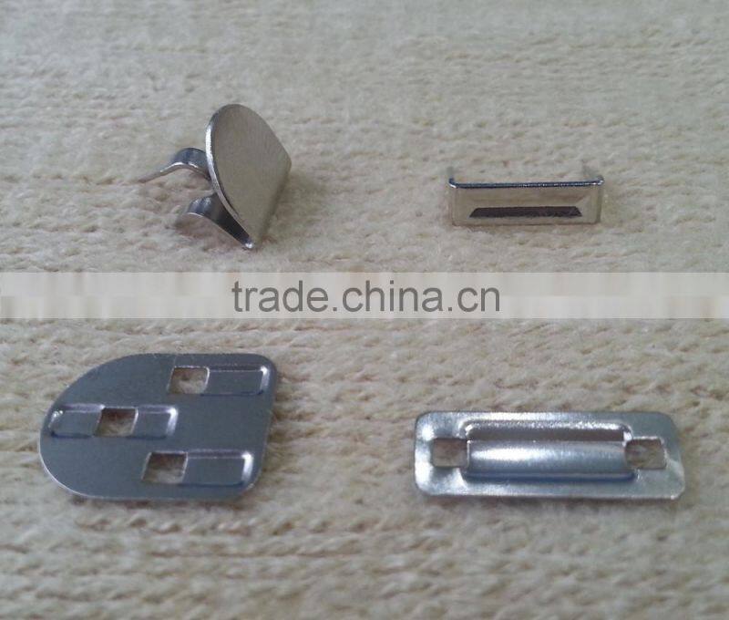 3 Forks Leg Metal Hook and Bar For Trousers -- 8015A